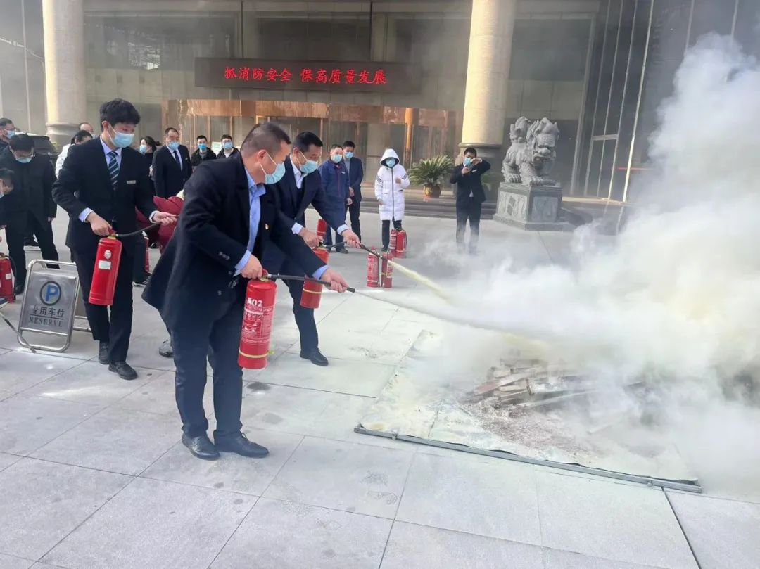 抓消防安全 保高質(zhì)量發(fā)展——禹龍科技服務(wù)公司開展消防演習(xí)活動 抓消防安全 保高質(zhì)量發(fā)展——禹龍科技服務(wù)公司開展消防演習(xí)活動