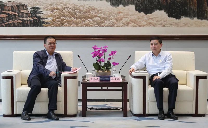 張文琪會見中鐵二十三局集團黨委書記、董事長肖紅武一行 張文琪會見中鐵二十三局集團黨委書記、董事長肖紅武一行