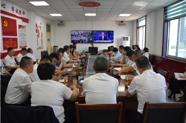 迎新筑夢啟新程 薪火相傳共奮進——龍鋼集團公司召開新入職大學生座談會 迎新筑夢啟新程 薪火相傳共奮進——龍鋼集團公司召開新入職大學生座談會