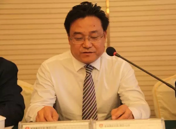 龍鋼集團公司召開領導干部警示訓誡大會 龍鋼集團公司召開領導干部警示訓誡大會