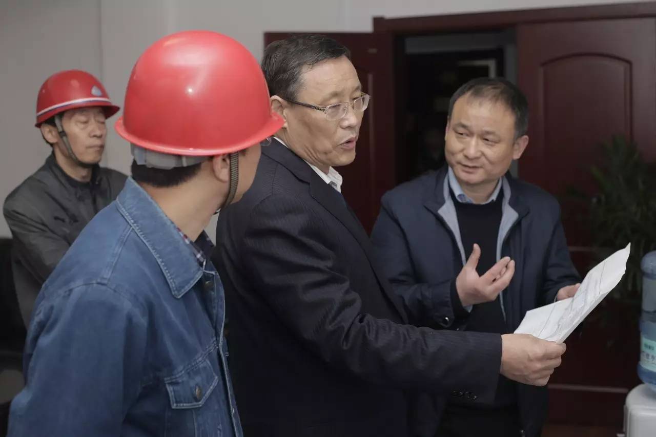 李永剛書記深入西鋼、紅光物流公司調(diào)研工作 李永剛書記深入西鋼、紅光物流公司調(diào)研工作