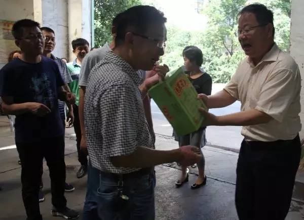 ���y����ʷ���桢��xһ�е����ӆ�λο�������